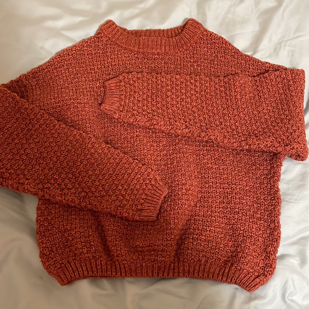 Knitted sweater bundle - Picture 3 of 5